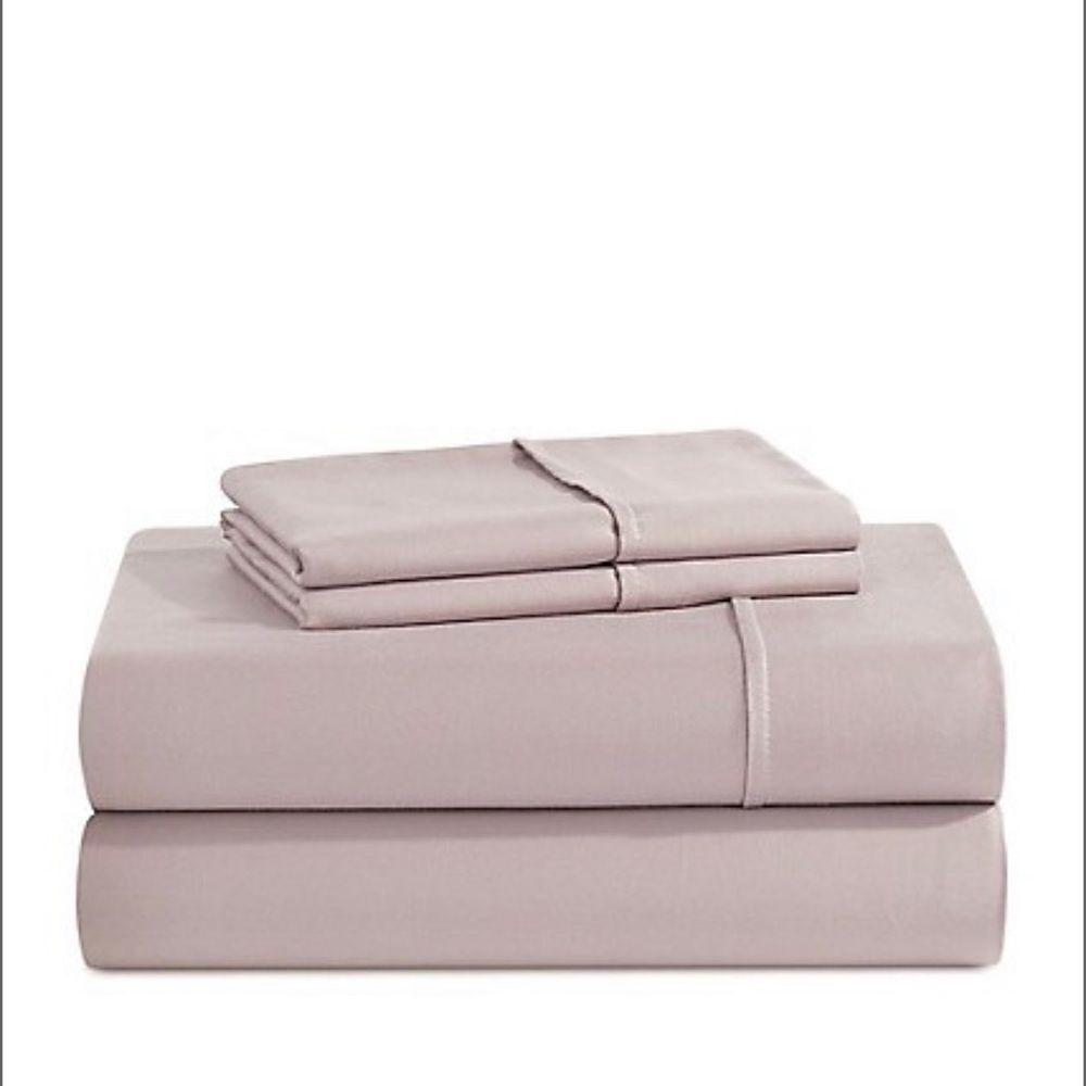 Hotel Collection
500 Thread Count Egyptian Cotton 4-Piece Sheet Set